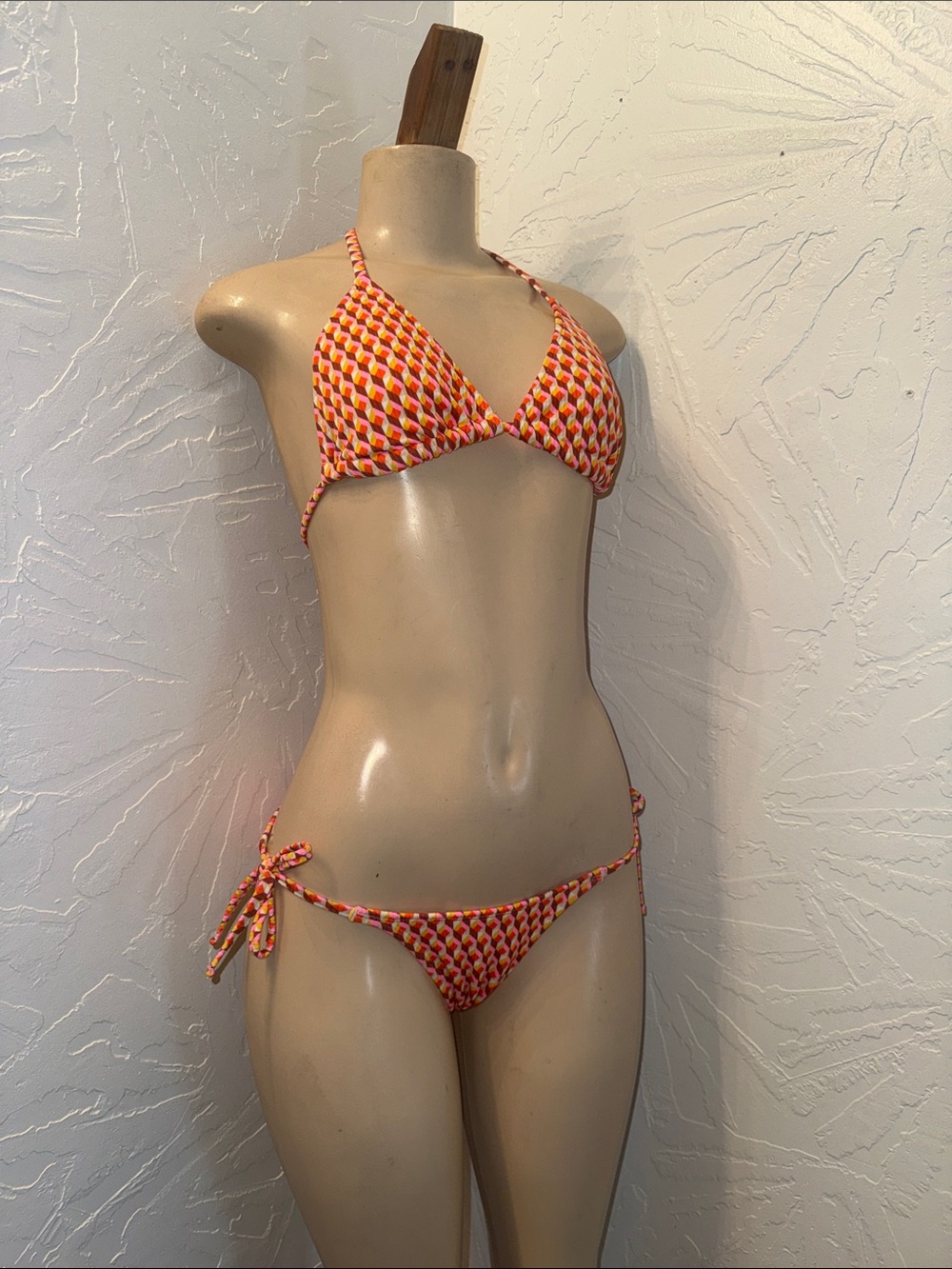 Triangle Tie-Side 2pc Bikini in Pink & Orange Geo Print Retro S